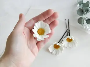 Daisy hair pins Flower bobby pins Wedding hair piece for bride