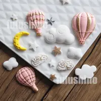 在飛比找ETMall東森購物網優惠-翻糖蛋糕硅膠模具干佩斯巧克力造型模百搭月亮星星云朵彩虹熱氣球