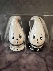 2 HALLOWEEN CERAMIC WHITE GHOSTS SALT & PEPPER SHAKERS JOHANNA PARKER