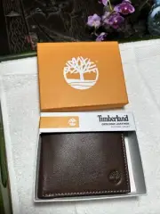 NEW+Box Timberland Leather Passcase Wallet Brown NWT