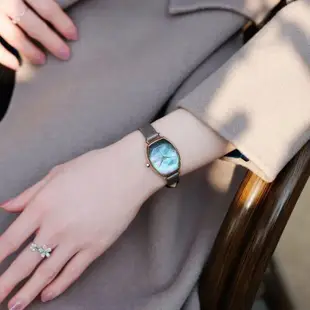 【明星同款女用手錶】韓版新款女生手錶 電子錶 韓式裱 法式裱 潮流時尚chic手錶 真皮錶帶女士酒桶型石英防水精