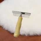 Carpet Rake Hair Cleaner Handheld Wooden Handle Pet Rake Comb Dog Grooming Rake