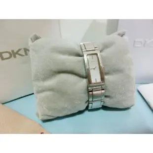 二手 正品 DKNY 女用時尚手錶*不鏽鋼腕錶~長方型美錶 顯瘦