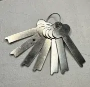 7 Uncut Flat Skeleton Keys Approx 2in Long