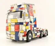 WSI 01-3873 - Volvo FH5 Globetrotter XL 6x2 Prime Mover Guldager - Scale 1:50