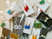 READY FOR GIFTING 13 Pr asstd Holiday PIERCED EARRINGS Ornaments Bulb Snowflake