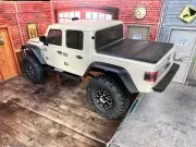 Axial SCX24 Jeep Gladiator Bed Cover- Micro Crawler 1/24 Scale