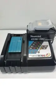 GENUINE BRAND NEW MAKITA LXT 18v Rapid Charger AND 5Ah Genuine Battery KIT