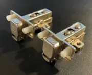 NEW! Pair GRASS Cabinet Hinges 1006-30 Self Close SNAP-ON w/Base Plate #046