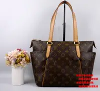 在飛比找Yahoo!奇摩拍賣優惠-☆優買二手精品名牌店☆ LV M56688 TOTALLY 