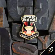 FUNKO SMUGGLER'S BOUNTY STAR WARS ENAMEL PIN RESISTANCE PILOT