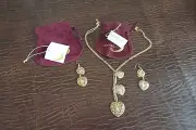 MONNALUNA Necklace and Matching Earrings hearts24K GP Italy with Pouch Tag NWT
