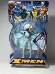 2005 Marvel X-Men STORM Action Figure with Poseable Display Base -t1