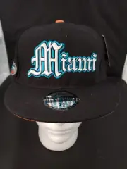 Miami Giants Fitted Hat - 7 1/2 - NWT & Pin - HGC - Negro League