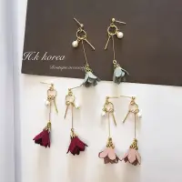 在飛比找蝦皮購物優惠-HK 韓國飾品-花系列 垂吊式 造型耳環