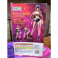 在飛比找蝦皮購物優惠-航海王 LDH 潮流的女帝 公仔