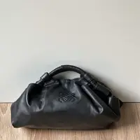 在飛比找PopChill優惠-[二手] Loewe Anagram Nappa 空氣包