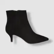 Journee Collection Women's Black Isobel Pointed Toe Booties Shoes Sz 10