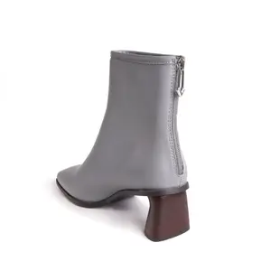 KOKKO復古方頭造特殊木紋鞋跟短靴灰色素面