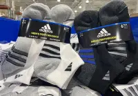 在飛比找Yahoo!奇摩拍賣優惠-🎉現貨特價！ADIDAS愛迪達男運動短襪六入  適合鞋子尺寸