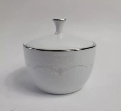 Noritake China Whitebrook Sugar Bowl & Lid White Flowers Gray Scrolls