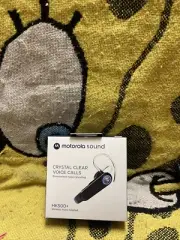 Motorola In-Ear Bluetooth Wireless Mono Headset HK500+ - Black (white package)