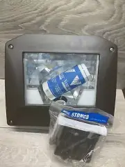 Stonco Metal Halide Floodlight Fixture With Wall Mount For Outdoor Use