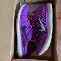 在飛比找蝦皮購物優惠-二手 Nike free RN flyknit 女生 慢跑鞋