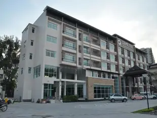 曼谷德瓦公寓套房Dheva Residence Suites