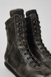 Pelotas Gray Leather Mid Boots for Men.