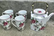 plumrose tea / coffee pot and cups Set