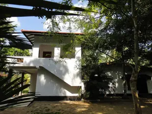 加勒熱帶樹別墅Tropical Tree Villa Galle