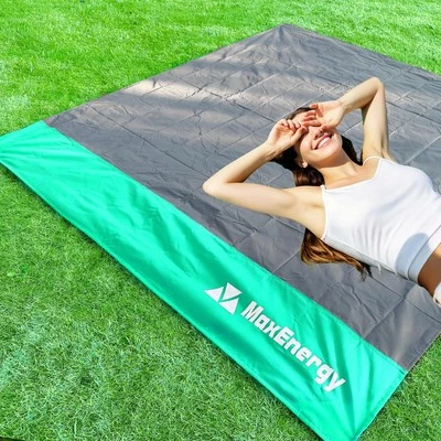 Sandproof Beach Blanket Waterproof Extra Large & Lightweight Beach Mat & Acce...