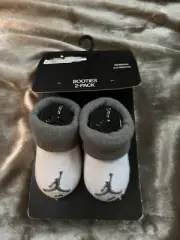 Nike Baby 2 Pk White Black Ankle Cotton Jordan Jumpman Logo Booties Set 0-6 MO