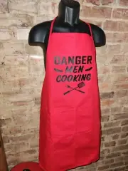 HILDIE & JO Funny Apron Gift for Dad, Fathers Day Present for Men