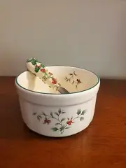 Pfaltzgraff Winterberry Dip Serving Set - Ramekin Bowl + Spreader - NEVER USED