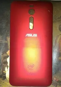 在飛比找Yahoo!奇摩拍賣優惠-$$【華碩】ASUS zenfone 2『紅色』電池蓋$$