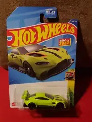 2022 Hot Wheels #238 HW Exotics 9/10 ASTON MARTIN VANTAGE GTE NEW MODEL MINT