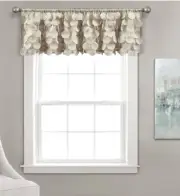 Lush Decor Gigi Delicate Textured Window Valance