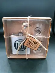 NIB - TMD HOLDINGS Greatest Dad Flask Set Flask, 2 Shot Glasses & Funnel
