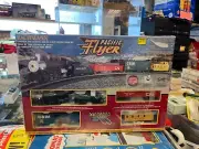 Bachmann Trains Pacific Flyer Ready-to-Run HO Scale Train Set