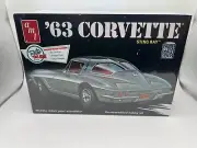 AMT '63 Corvette Sting Ray 1:25 Scale Plastic Model Kit 861 Factory Sealed Box