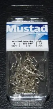 25 Pack Mustad 3551-DT Size 4 Duratin Saltwater Treble Hooks 3551DT-04