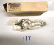 NOS Wisconsin Robin Engine Part 227-22511-00 2272251100 Connecting Rod