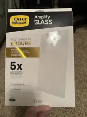 OTTERBOX 77-80235 Screen Protector for iPad 9th, 8th, And 7th Generation.