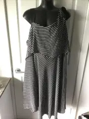 Size 26 Beautiful Black Even Stripe Dress From Autograph - NEW