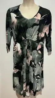 Colourful 3/4 Sleeve Dress /StretchyFabric/Tie/Ruffle Size 16 Plus TS NWT