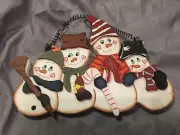 Wood Wall Decor 4 Christmas Snowmen 8” W X 5” H