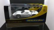 SCALEXTRIC 1/32 SLOT CAR C2472T Ford GT40 "Plain White"