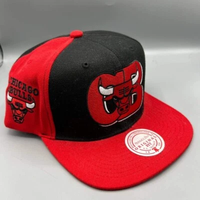 Chicago Bulls Hat Men Black Red Mitchell & Ness Snap Back Cap New
